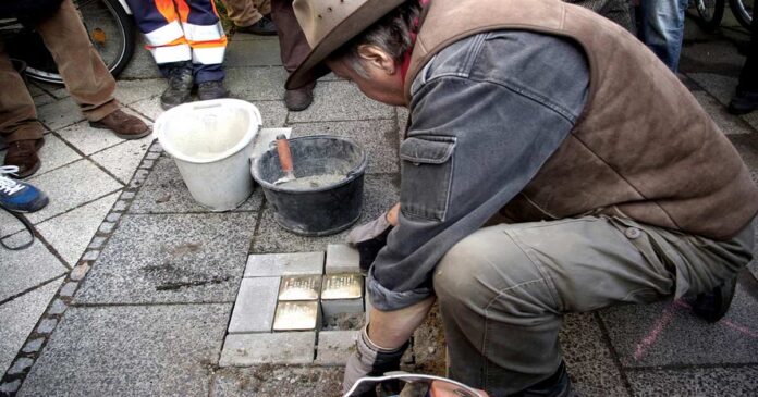 Stolpern gegen das Vergessen