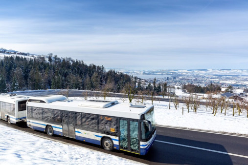 Dank des Winterdienstes treffen die ZVB Chauffeure auch im Winter meist angenehme Strassenverhaeltnisse an. Bild Facebook Zugerland Verkehrsbetriebe ZVB