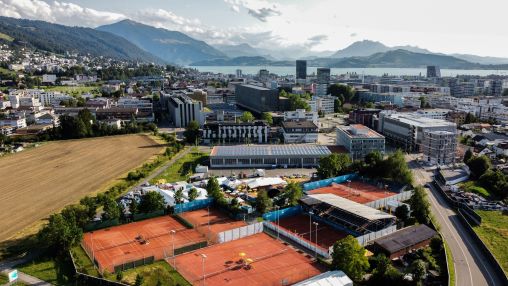 Der Tennisclub Zug von oben